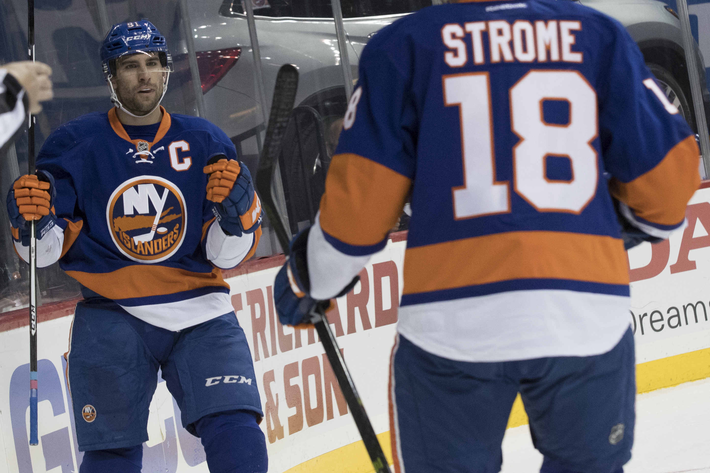 Islanders Tavares Strome Canadiens 102616